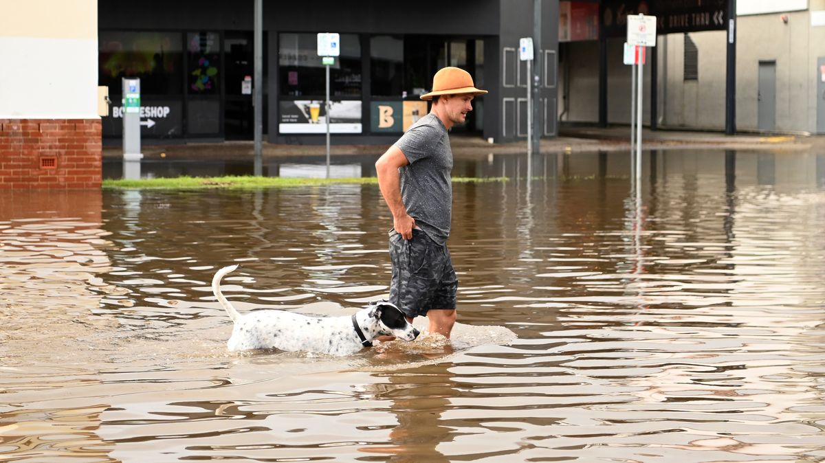Fotky: Léta sucha střídá rok deště. Záplavy ničí Austrálii podruhé za měsíc